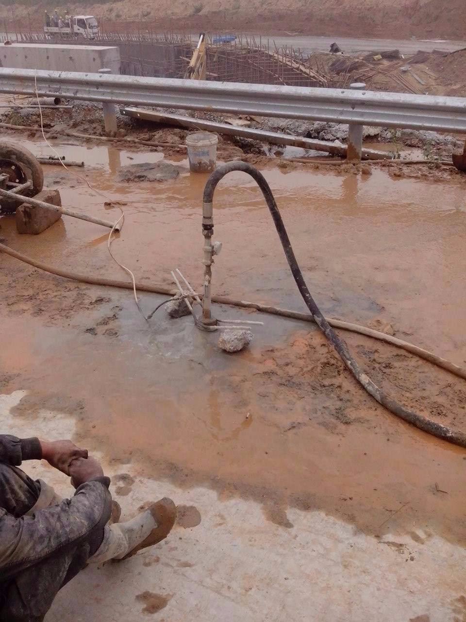 芷江路基压密注浆